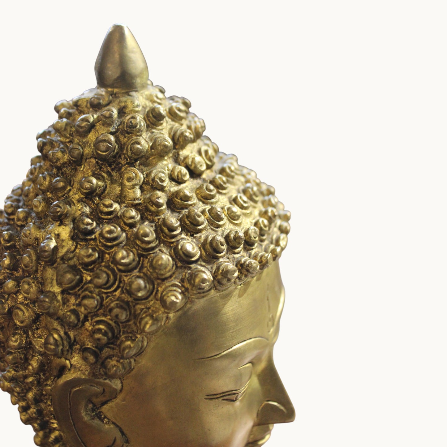 Handcrafted Brass Buddha Head – Peace & Harmony for Home