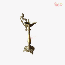 Brass Pair of Parrot Lamp with Hand Stand