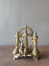 Thar Arts And Furniture - Ramdarbar Statue in Brass | Brass Engraved Auspicious Ram Darbar |Brass Bhagwan Ram Darbar with Sita Laxman Hanuman Idol Statue on Single Frame |Dussehra Puja Statue Durbar of Rama Sita Lakshman and Hanuman Brass