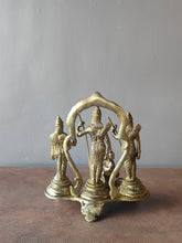 Thar Arts And Furniture - Ramdarbar Statue in Brass | Brass Engraved Auspicious Ram Darbar |Brass Bhagwan Ram Darbar with Sita Laxman Hanuman Idol Statue on Single Frame |Dussehra Puja Statue Durbar of Rama Sita Lakshman and Hanuman Brass