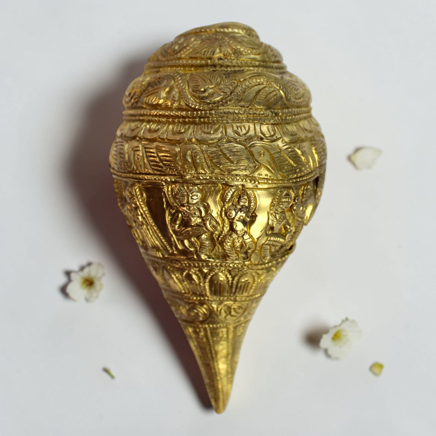 Brass Shiva Shankh – Spiritual Conch Decor for Pooja & Home