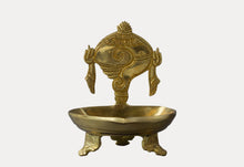 Thar Arts And Furniture - Brass Shankh Brass Lamp