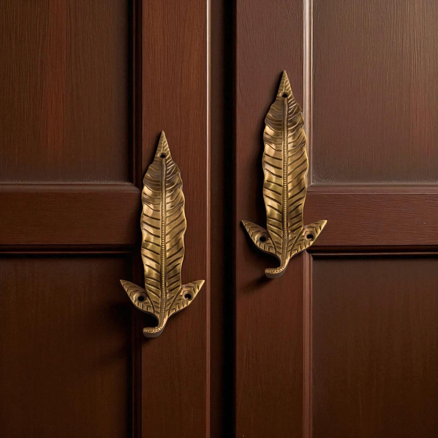 Thar Arts And Furniture - Leaf Design Brass Door Handle