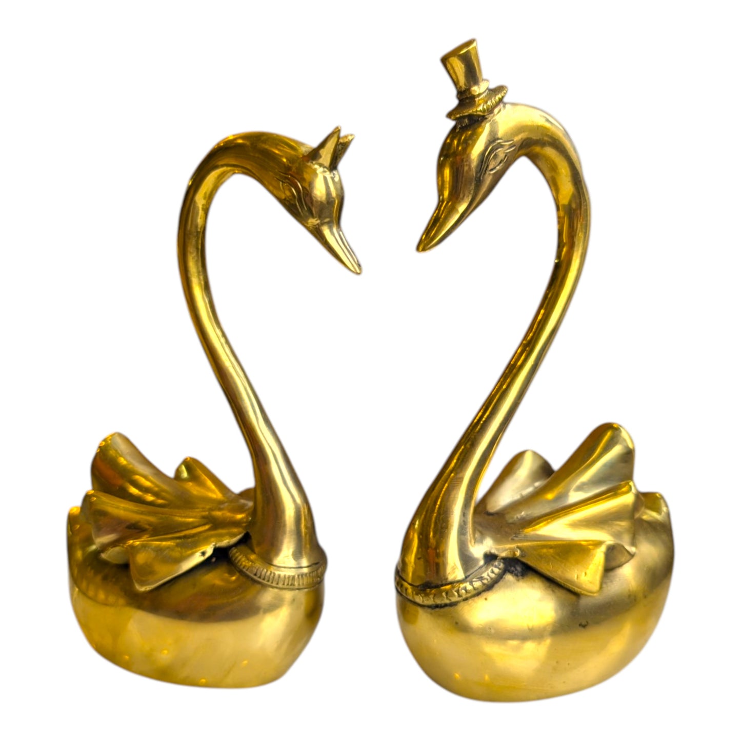 Brass Swan Pair – Decorative Brass Showpiece for Home Decor